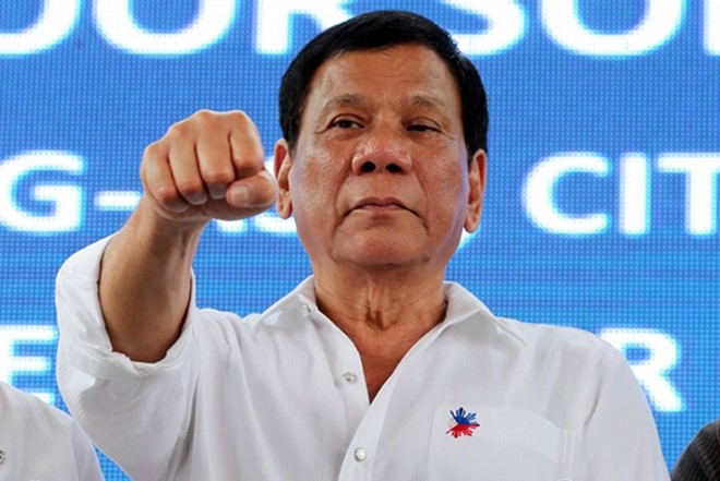 Presiden Filipina mengimbau supaya melanjutkan operasi penanggulangan narkotika dan korupsi - ảnh 1