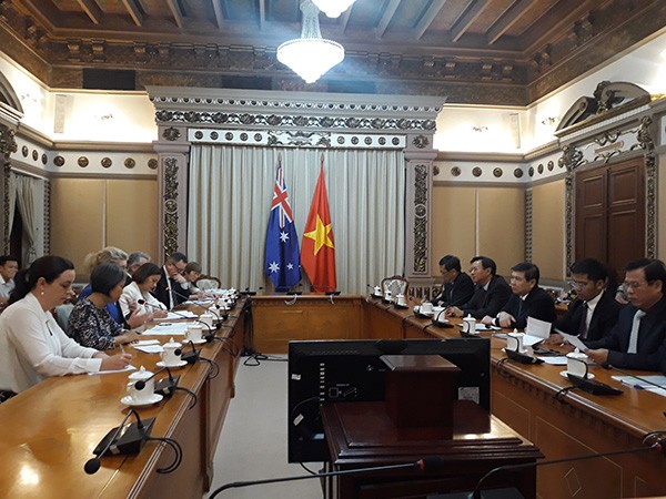 Kota Ho Chi Minh dan Australia memperkuat kerjasama pertanian teknologi tinggi - ảnh 1