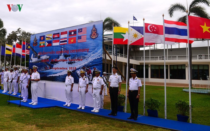 Vietnam ikut serta dalam latihan perang pelayaran ASEAN-AS di Thailand - ảnh 1