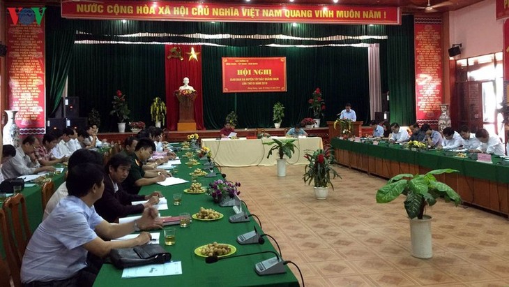 Kabupaten-Kabupaten di Provinsi Quang Nam Melakukan Konektivitas untuk Bersama-sama Mengentaskan Kemiskinan - ảnh 1