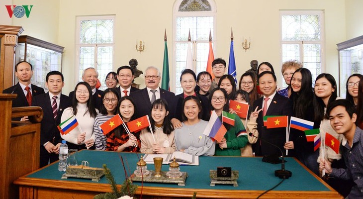 Ketua MN Vietnam, Nguyen Thi Kim Ngan mengunjungi Universitas Nasional Kazan - ảnh 1