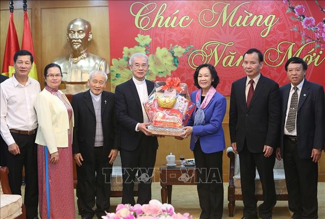 Partai Komunis dan Negara Vietnam selalu menilai tinggi sumbangan yang diberikan Komite Persatuan Katolik Vietnam - ảnh 1