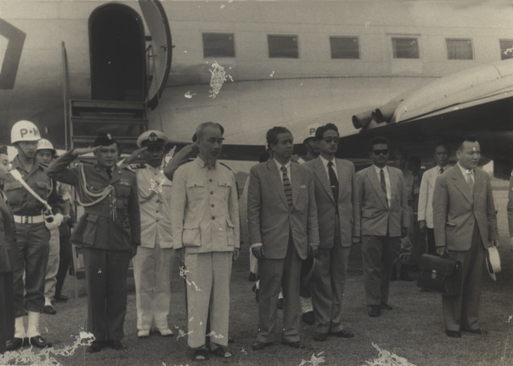 60 tahun kunjungan dari Presiden Ho Chi Minh dan Presiden Soekarno: “Jauh di mata, dekat di hati“ - ảnh 6
