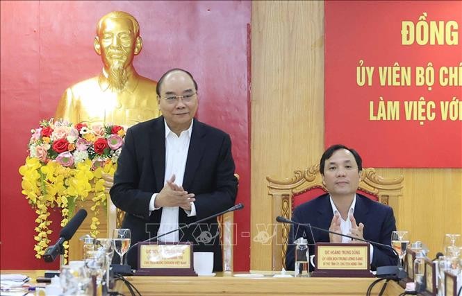 Presiden Nguyen Xuan Phuc Melakukan Kunjungan Kerja di Provisni Ha Tinh - ảnh 1