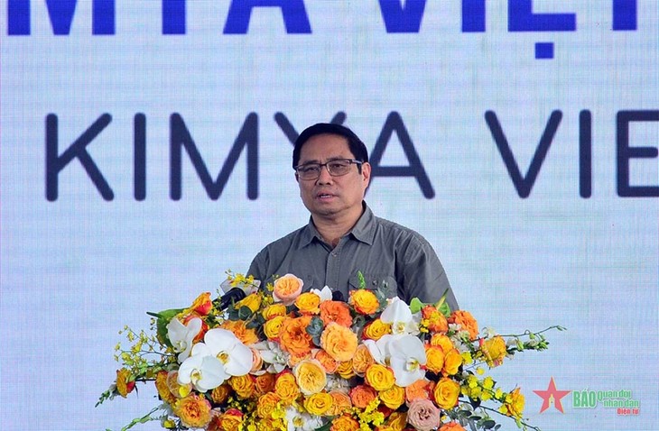 PM Pham Minh Chinh melakukan kunjungan di Provinsi Binh Phuoc - ảnh 1