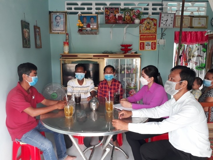 Provinsi Soc Trang Memikirkan Kehidupan Warga Etnis Minoritas Khmer - ảnh 2