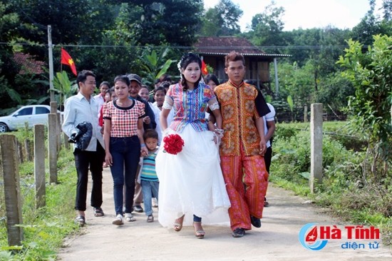 Pernikahan dan Keunikan dalam Kuliner Warga Etnis Minoritas Chut - ảnh 1