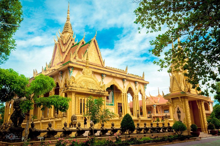 Datang ke Provinsi Tra Vinh untuk Menguak Tabir Pagoda-Pagoda Khmer - ảnh 1