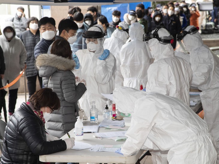 Tiga Tahun Sejak WHO Menyatakan Covid-19 Sebagai Pandemi Global: “Gelombang Mengerikan” Berangsur-Angsur Berlalu - ảnh 2
