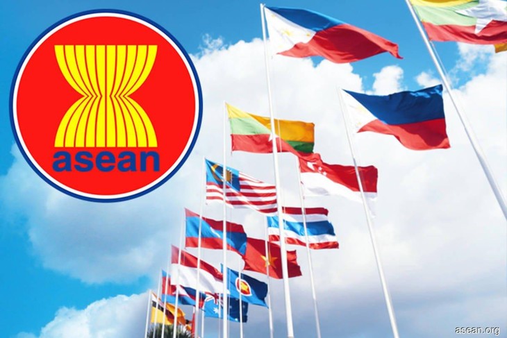 Bank-Bank Sentral ASEAN Membahas Prioritas Ekonomi - ảnh 1