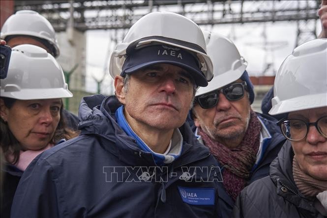 Direktur Jenderal IAEA Akan Datang ke Rusia untuk Membahas Keamanan Pabrik Listrik Tenaga Nuklir Zaporizhzhia - ảnh 1