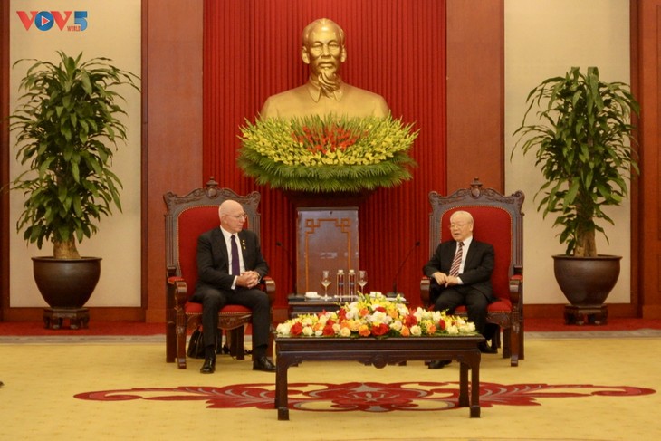 Sekjen KS PKV Nguyen Phu Trong Menerima Gubernur Jenderal Australia, David Hurley - ảnh 1