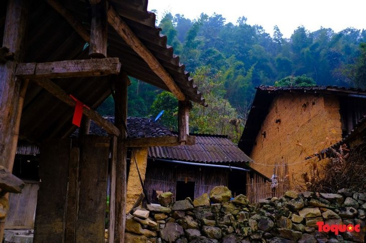Menjelajahi Desa Kuno Thien Huong, Provinsi Ha Giang - ảnh 5
