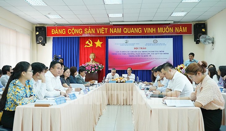 Remitansi yang Dikirim ke Kota Ho Chi Minh Bisa Mencapai 7 Miliar USD Tahun Ini - ảnh 1