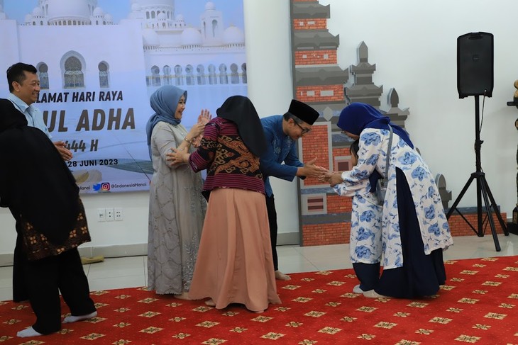 Hari Raya Idul Adha Bagi Komunitas Orang Indonesia yang Tinggal di Rantau - ảnh 6