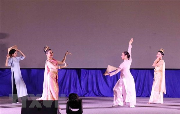 Silaturahmi Budaya Vietnam-Thailand Mengonektivitaskan Persahabatan antara Rakyat Dua Negara - ảnh 1