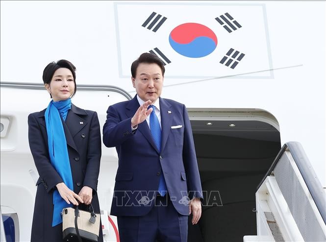 Presiden Republik Korea Lakukan Lawatan ke Inggris dan Prancis - ảnh 1