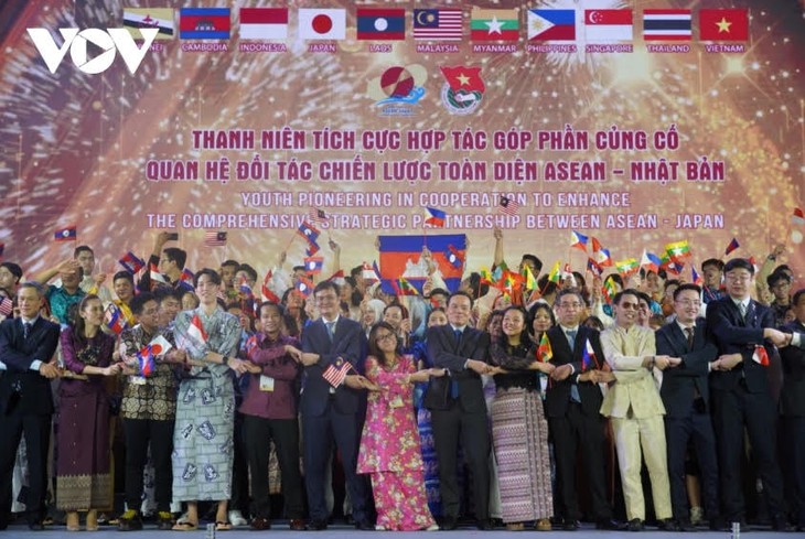 Festival Pemuda ASEAN-Jepang 2023 yang Bergelora - ảnh 1