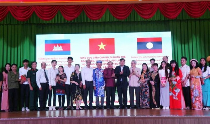 Memperkuat Silaturahmi Budaya, Mempererat Hubungan Persahabatan antara Generasi Muda Vietnam-Laos dan Kamboja - ảnh 1