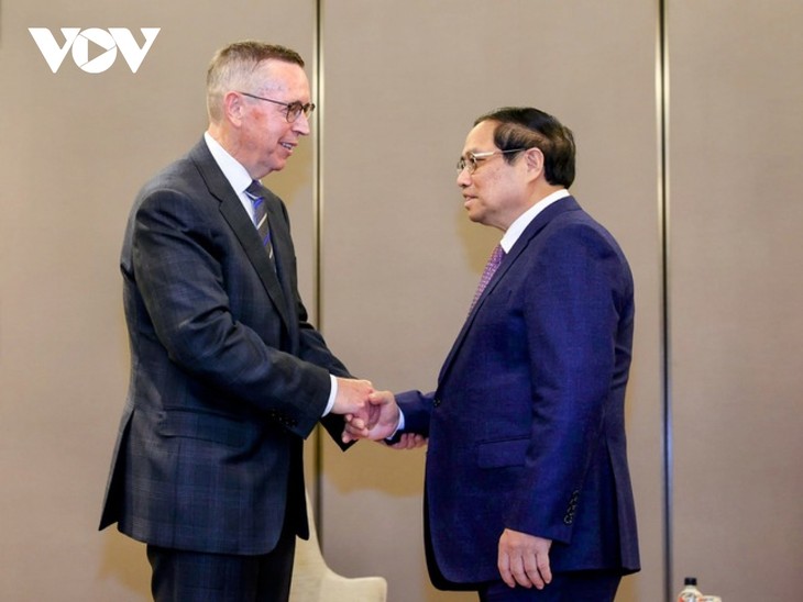 Presiden Bank Sentral Selandia Baru Apresiasi Vietnam yang Turunkan Suku Bunga dan Prioritaskan Pertumbuhan - ảnh 1