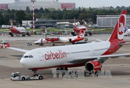 EU approves easyJet buyout of parts of Air Berlin - ảnh 1