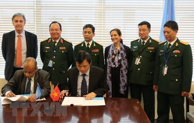 Vietnam, UN sign MoU on deployment of field hospital to South Sudan - ảnh 1
