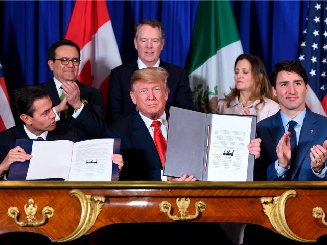 Trump urges Congress to pass US-Mexico-Canada trade pact - ảnh 1