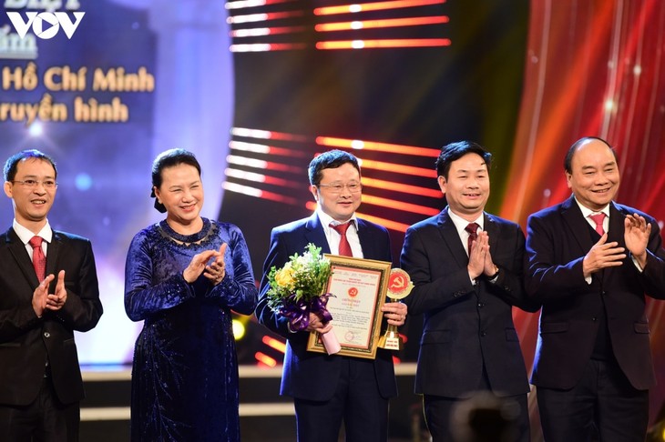 Winners of National Press Awards on Party building named - ảnh 2