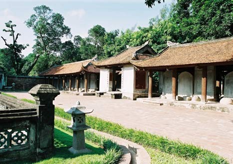 Храм литературы – место сохранения культурных традиций вьетнамцев - ảnh 3