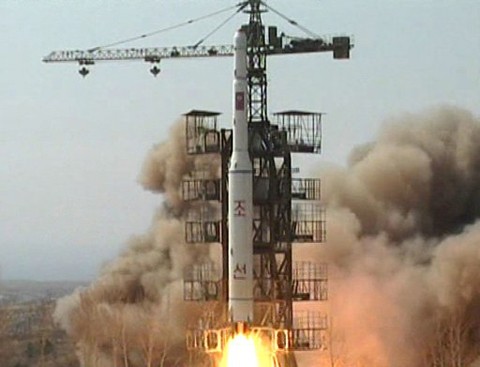 Власти КНДР не намерены отказываться от запуска искусственного спутника Земли - ảnh 1