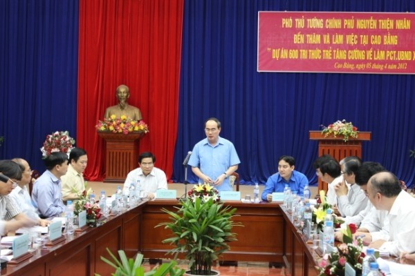 Рабочая встреча вице-премьера Нгуен Тхиен Няна с руководством провинции Каобанг - ảnh 1