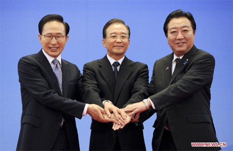 Саммит по сотрудничеству между Китаем, Японией и Республикой Корея - ảnh 1