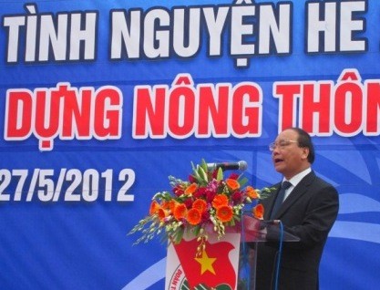 Церемония старта летнего движения молодых волонтеров в провинции Хатинь - ảnh 1