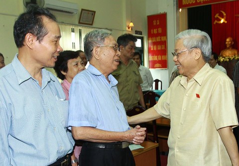Нгуен Фу Чонг встретился с избирателями ханойского района Тэйхо - ảnh 1