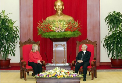 Нгуен Фу Чонг приветствовал визит Хиллари Клинтон во Вьетнам - ảnh 1