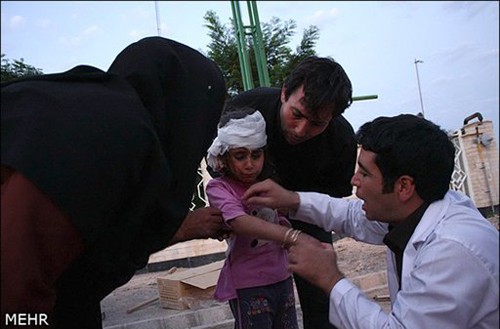 Иран прилагает большие усилия для оказания помощи жертвам землетрясений - ảnh 1