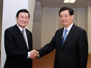 Чыонг Тан Шанг и Ху Цзиньтао встретились в связи с участием в саммите АТЭС - ảnh 1