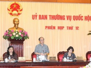 Продолжается работа 12-го заседания Постоянного комитета Вьетнамского парламента - ảnh 1