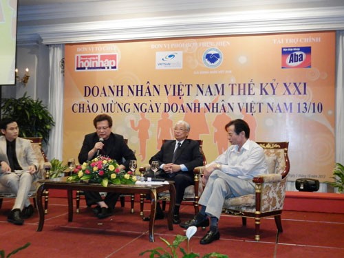 Во Вьетнаме проходят различные мероприятия, посвященные Дню предпринимателя - ảnh 1
