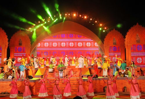 Открылся 2-й праздник культуры, спорта и туризма народности Тям - ảnh 1