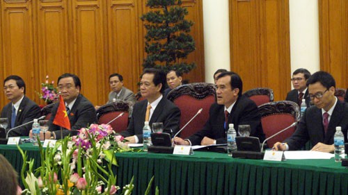 Переговоры между премьер-министрами Вьетнама и России - ảnh 3