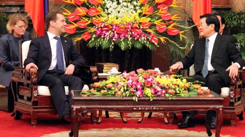 Руководители Вьетнама приняли премьер-министра РФ Дмитрия Медведева - ảnh 2