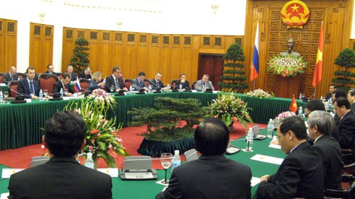 Переговоры между премьер-министрами Вьетнама и России - ảnh 1