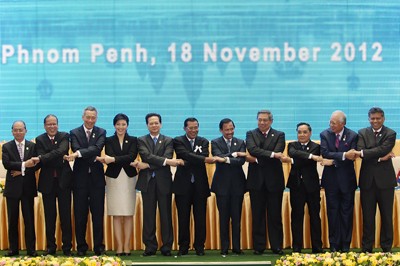 Вьетнам вносит активный вклад в укрепление роли АСЕАН - ảnh 1