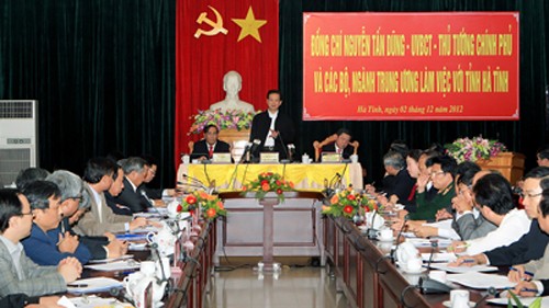 Премьер-министр Нгуен Тан Зунг посетил провинцию Хатинь с рабочим визитом - ảnh 2