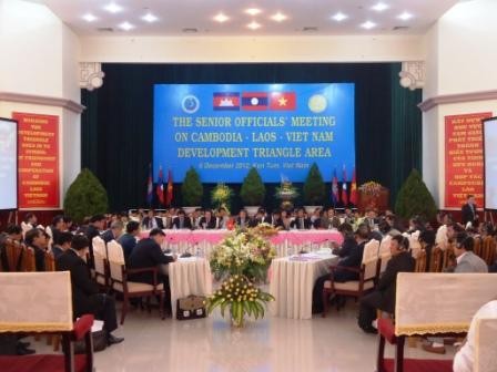 Конференция треугольника развития Камбоджи, Лаоса и Вьетнама - ảnh 1