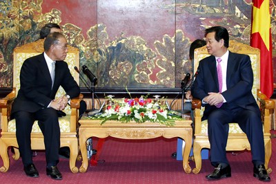Премьер-министр Нгуен Тан Зунг принял посла Японии во Вьетнаме - ảnh 1