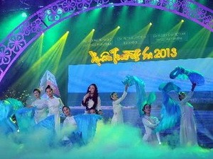 В Ханое прошла музыкальная программа «Весна на островах Чыонгша» - ảnh 1