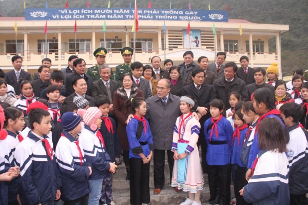 Председатель НС СРВ Нгуен Шинь Хунг совершил рабочую поездку в провинцию Каобанг - ảnh 1