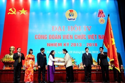 В Ханое состоялся 4-й съезд профессиональных союзов Вьетнама - ảnh 1